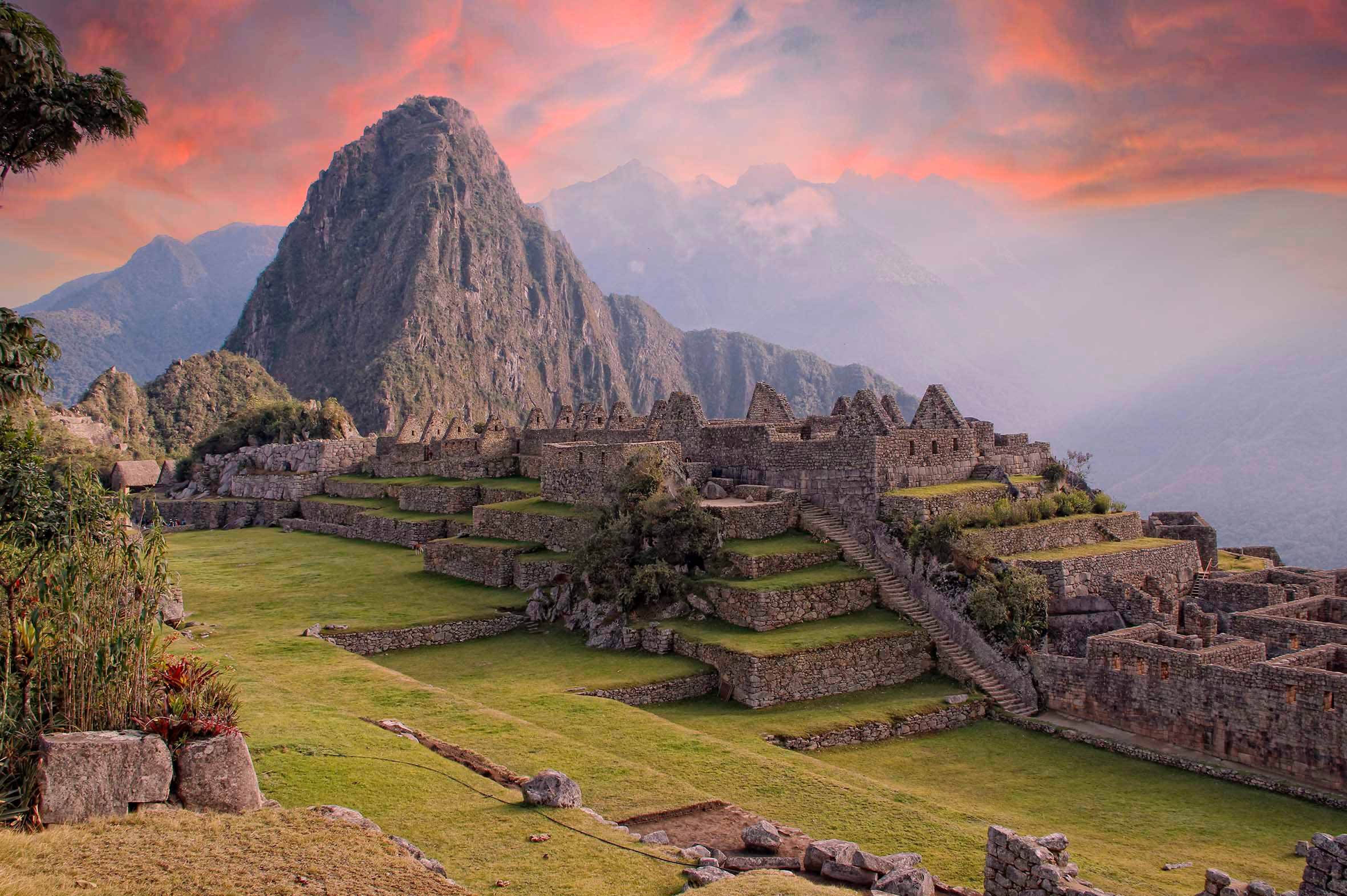 Perú & Crucero por el Amazonas: Un Viaje Épico entre Andes y Selva